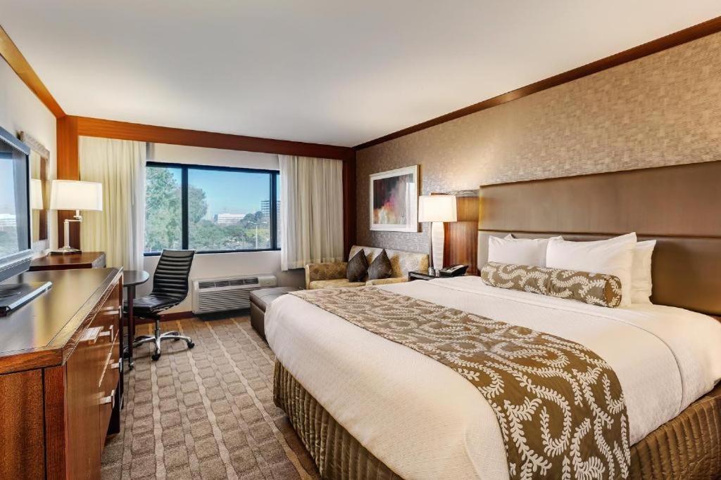 Crowne Plaza Hotel Foster City-San Mateo By Ihg Dış mekan fotoğraf
